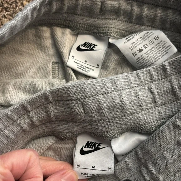Nike sweat shorts - Picture 3 of 3